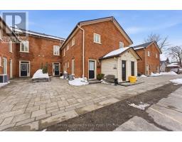 8 QUEEN STREET, Belleville, Ontario