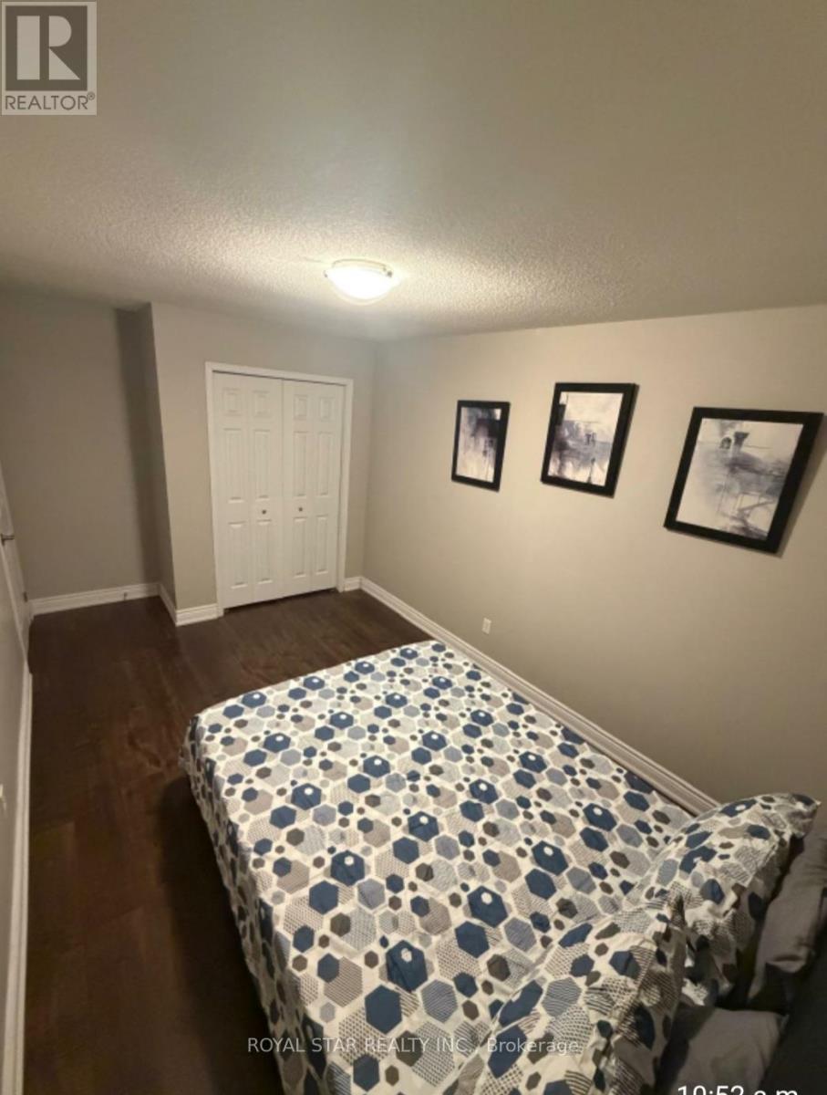 86 Meadowwood Crescent, Hamilton, Ontario  L8J 3Z8 - Photo 10 - X12833700