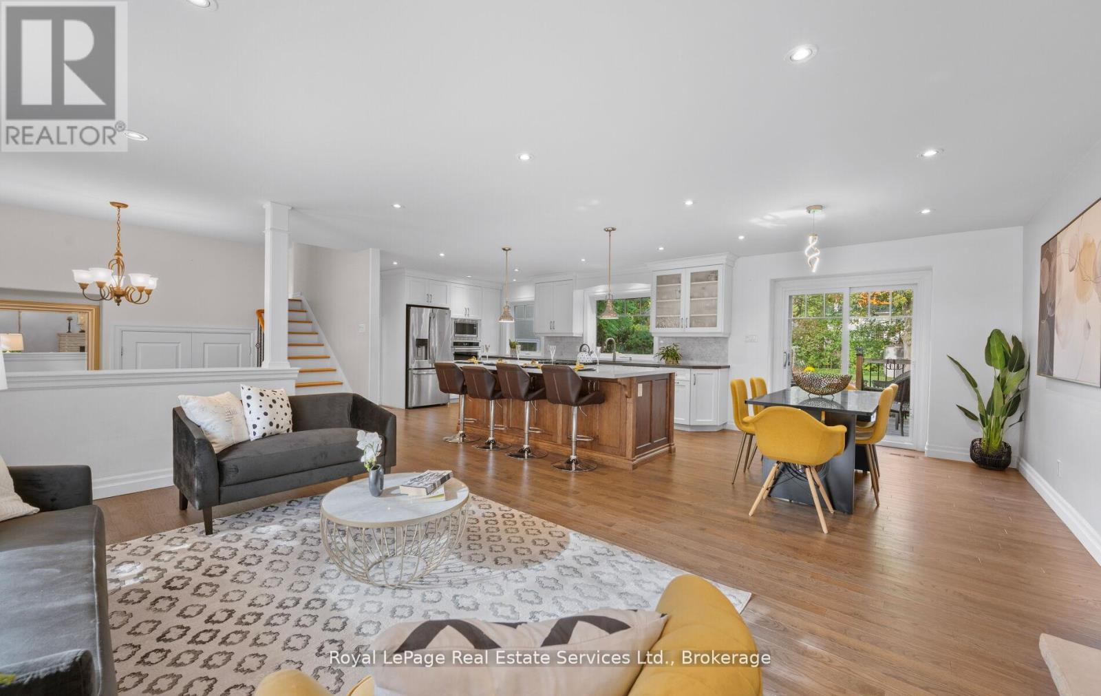 1465 Shamrock Lane, Oakville, Ontario  L6L 1R1 - Photo 10 - W12848924