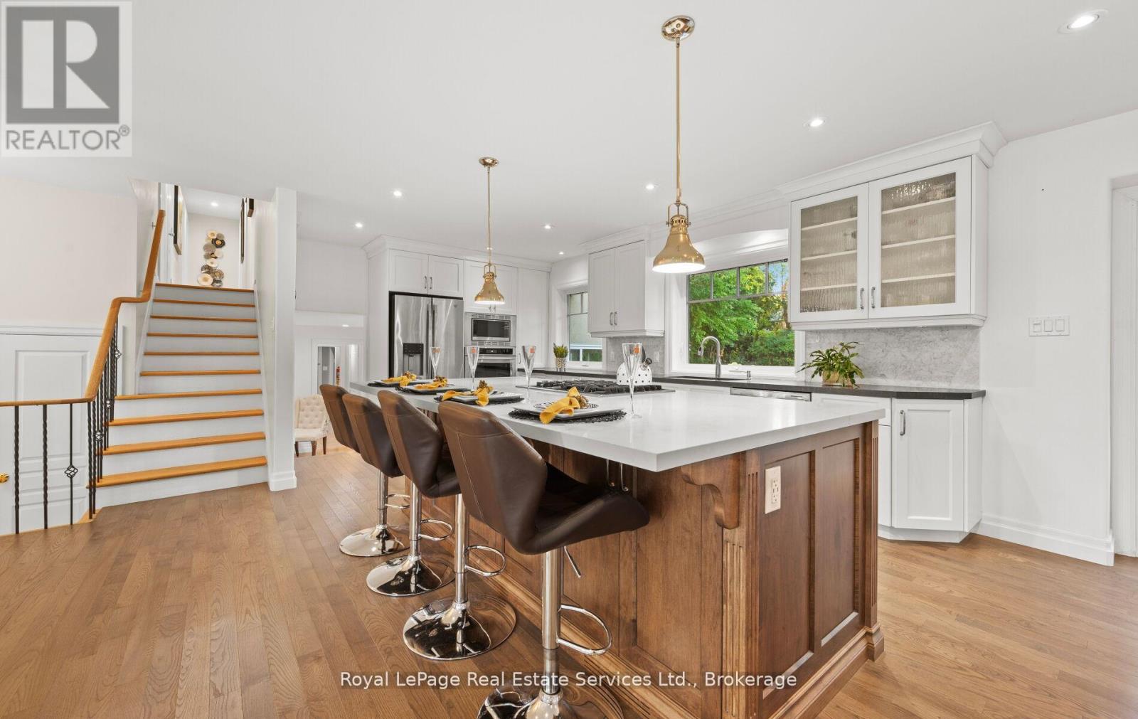 1465 Shamrock Lane, Oakville, Ontario  L6L 1R1 - Photo 15 - W12848924