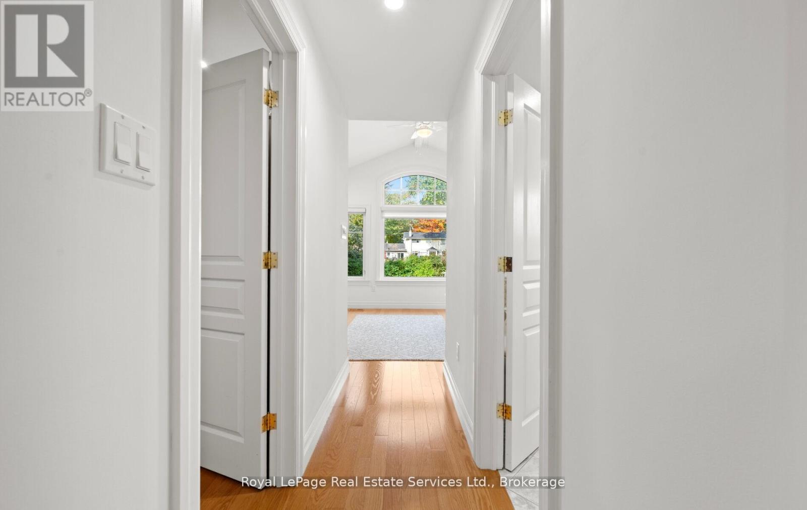 1465 Shamrock Lane, Oakville, Ontario  L6L 1R1 - Photo 18 - W12848924