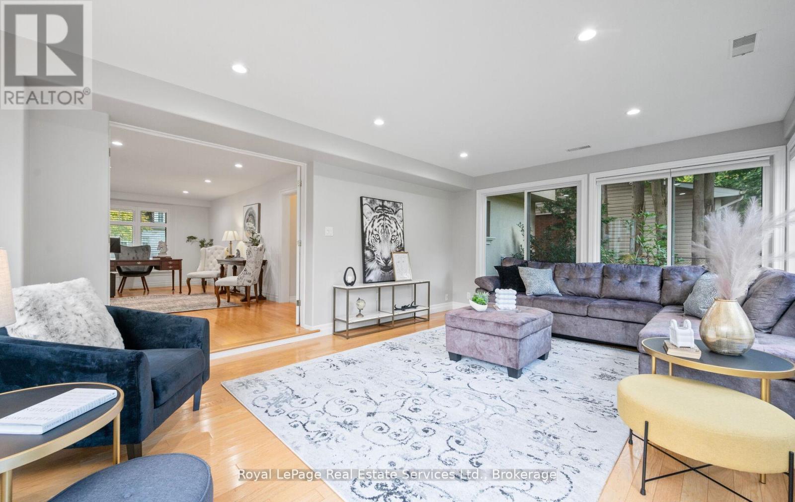 1465 Shamrock Lane, Oakville, Ontario  L6L 1R1 - Photo 32 - W12848924