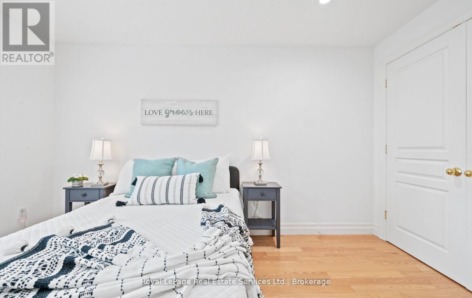 1465 Shamrock Lane, Oakville, Ontario  L6L 1R1 - Photo 26 - W12848924