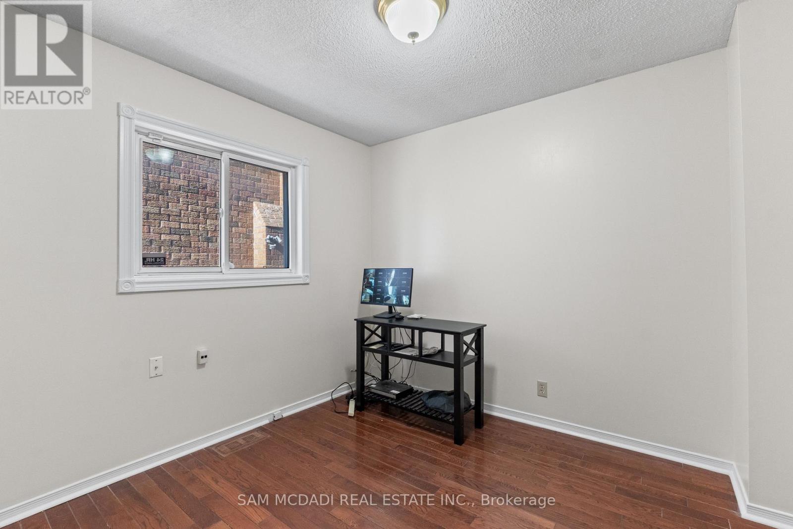 5275 Thornwood Drive, Mississauga, Ontario  L4Z 3J3 - Photo 18 - W12843598