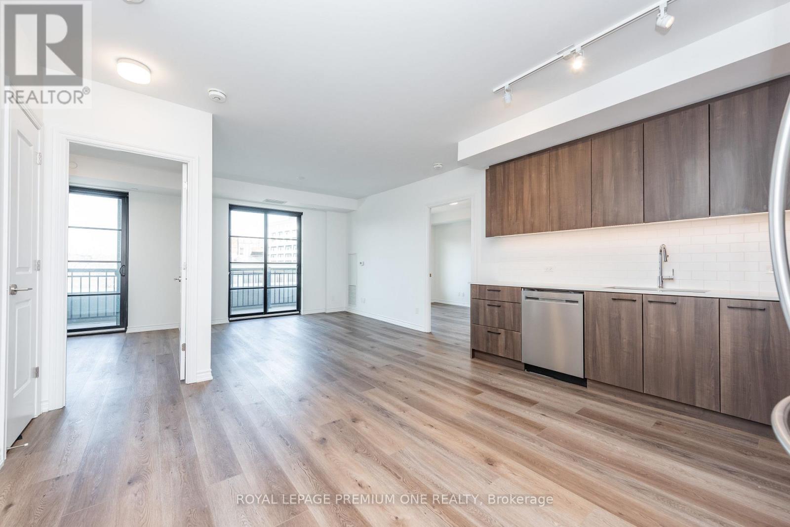 406 - 571 Prince Edward Drive N, Toronto, Ontario  M8X 0A1 - Photo 6 - W12758418