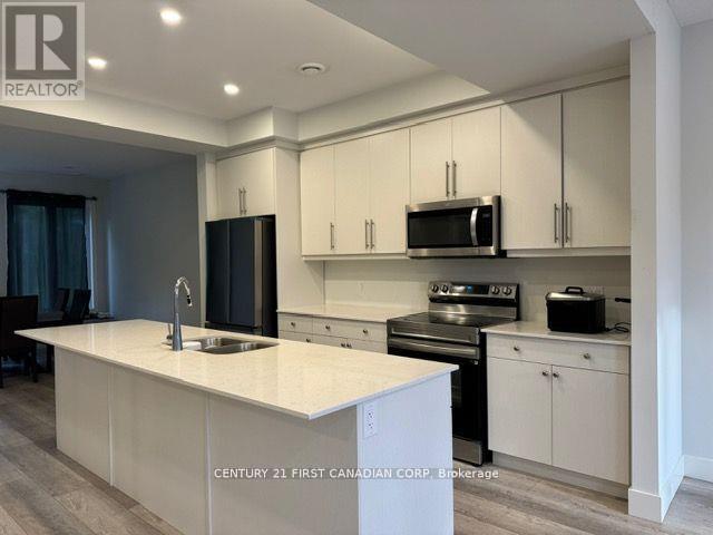 49 - 990 Deveron Crescent, London South, Ontario  N5Z 0B3 - Photo 4 - X12848678