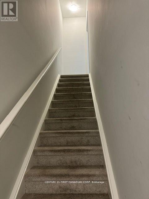 49 - 990 Deveron Crescent, London South, Ontario  N5Z 0B3 - Photo 5 - X12848678