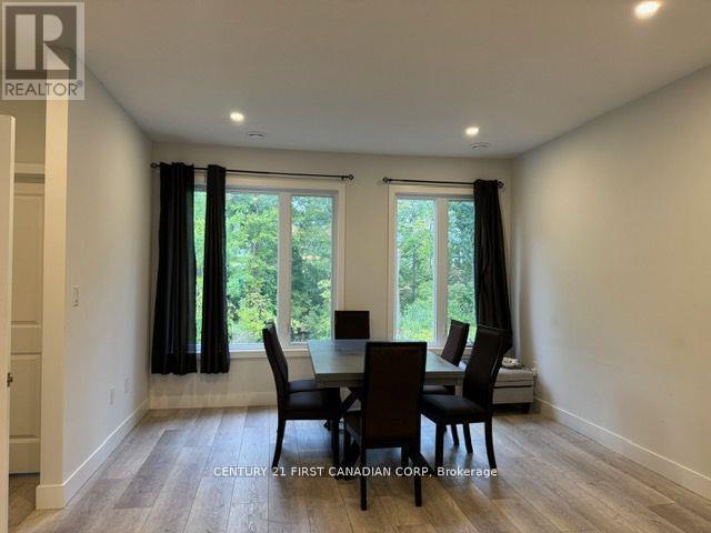 49 - 990 Deveron Crescent, London South, Ontario  N5Z 0B3 - Photo 6 - X12848678