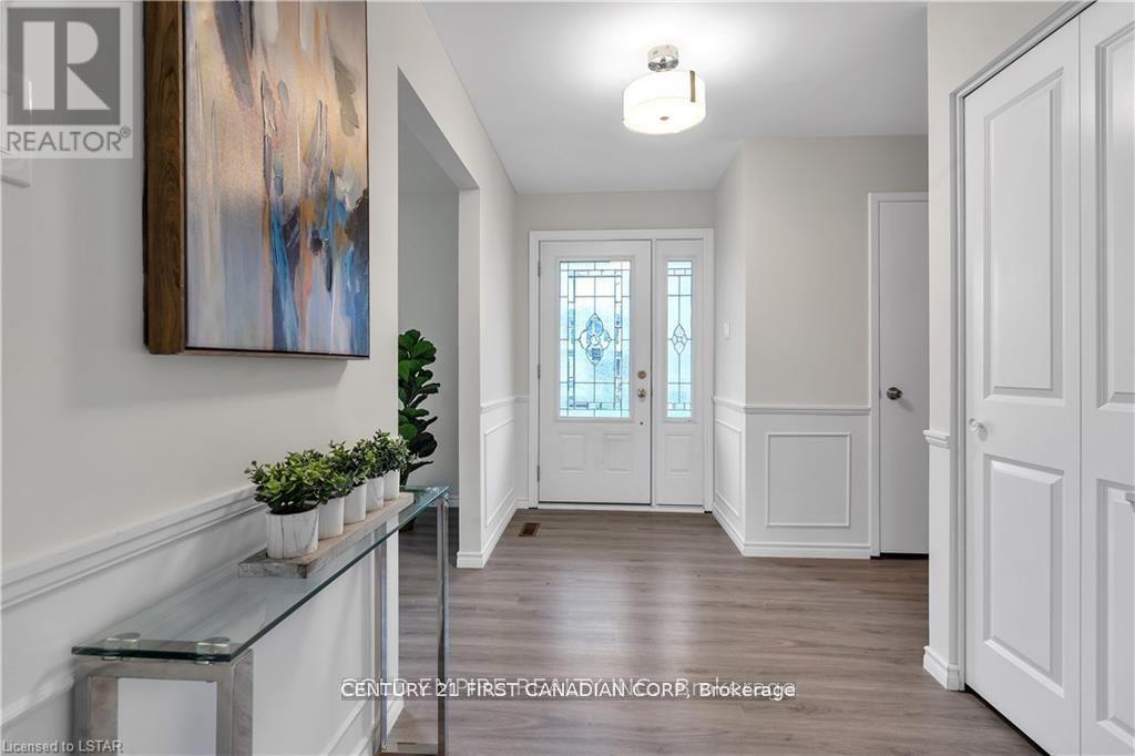 53 Archer Crescent, London South, Ontario  N6E 2A4 - Photo 7 - X12848686