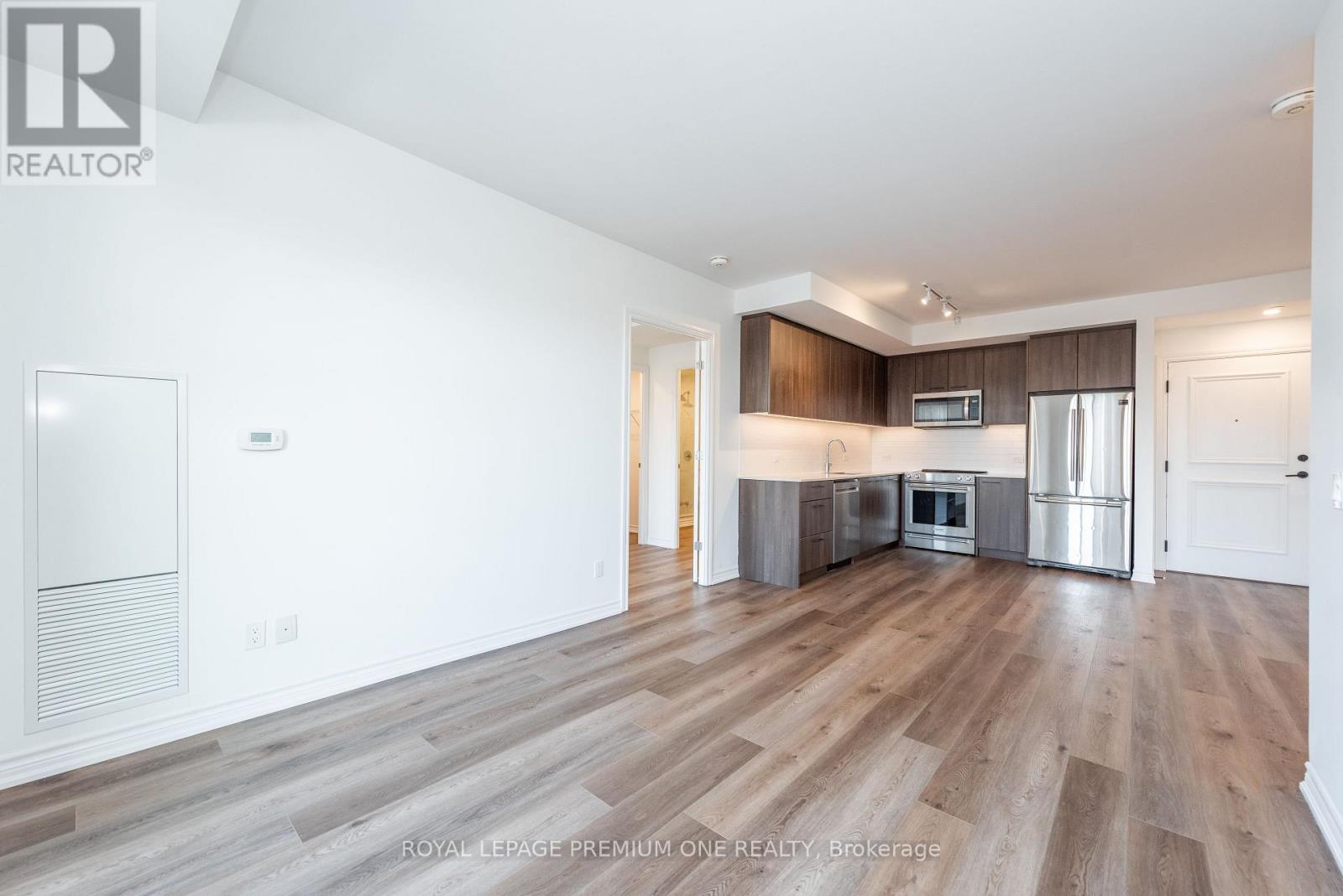 406 - 571 Prince Edward Drive N, Toronto, Ontario  M8X 0A1 - Photo 7 - W12758418