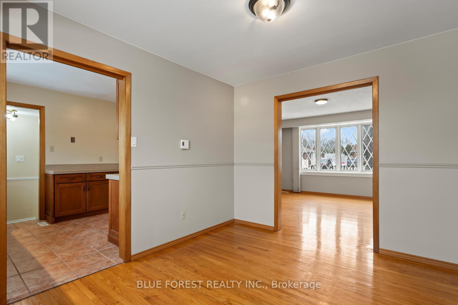 1001 Osgoode Drive, London South, Ontario  N6E 1C9 - Photo 12 - X12848940