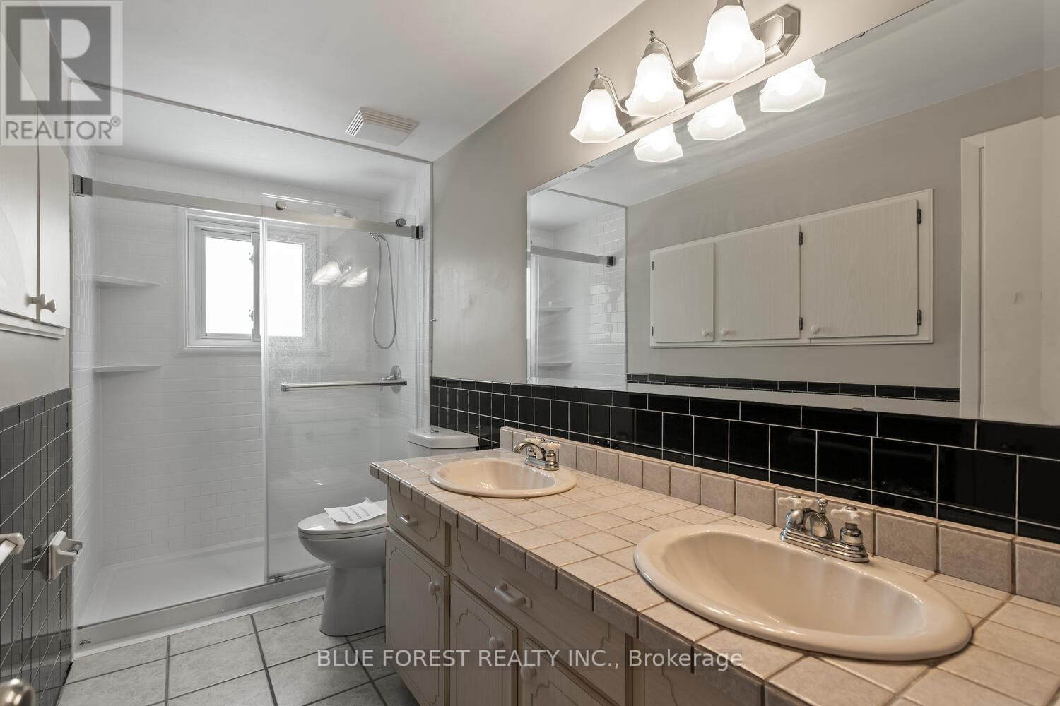 1001 Osgoode Drive, London South, Ontario  N6E 1C9 - Photo 23 - X12848940