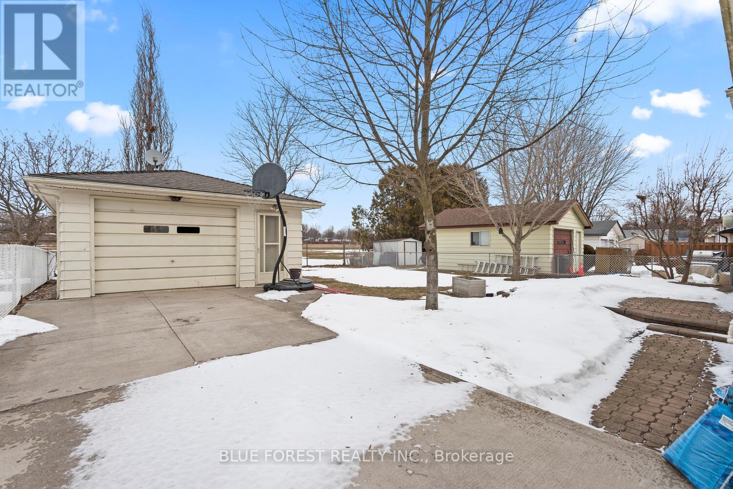 1001 Osgoode Drive, London South, Ontario  N6E 1C9 - Photo 35 - X12848940