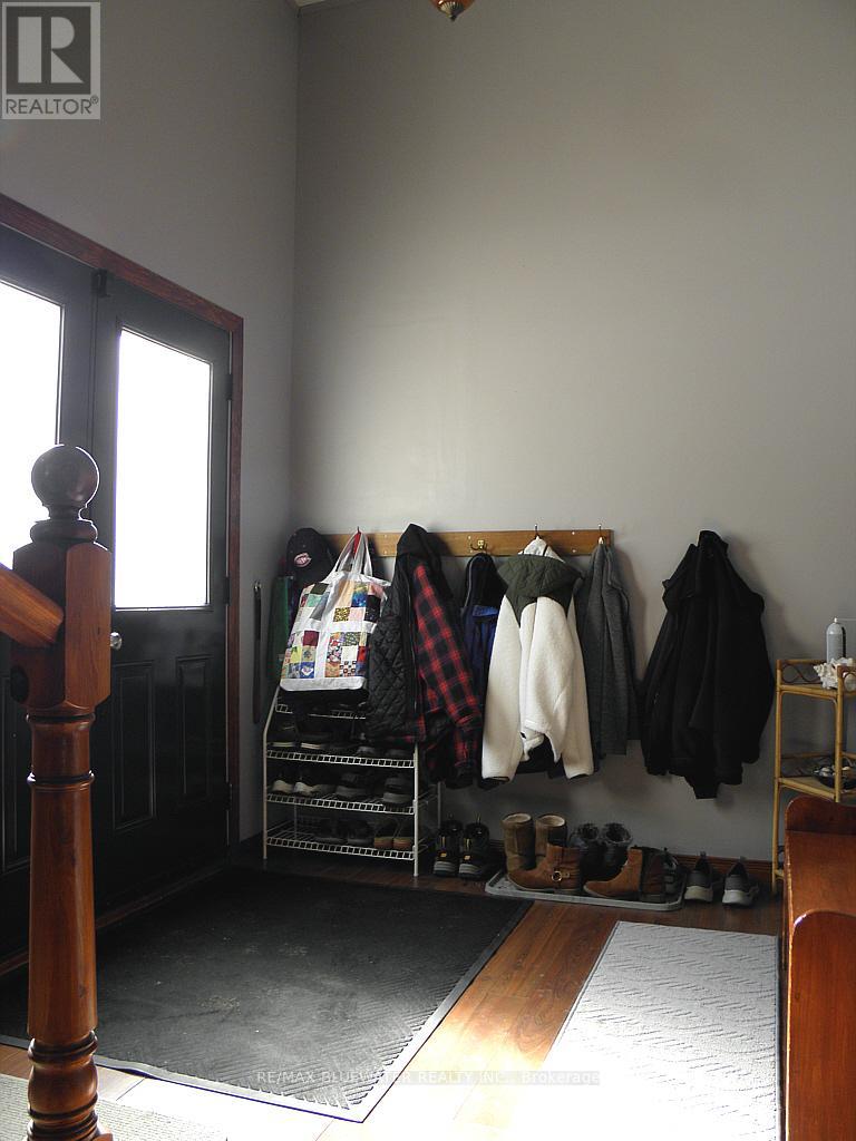 6386 Victoria Avenue, Lambton Shores, Ontario  N0N 1J2 - Photo 28 - X12849002