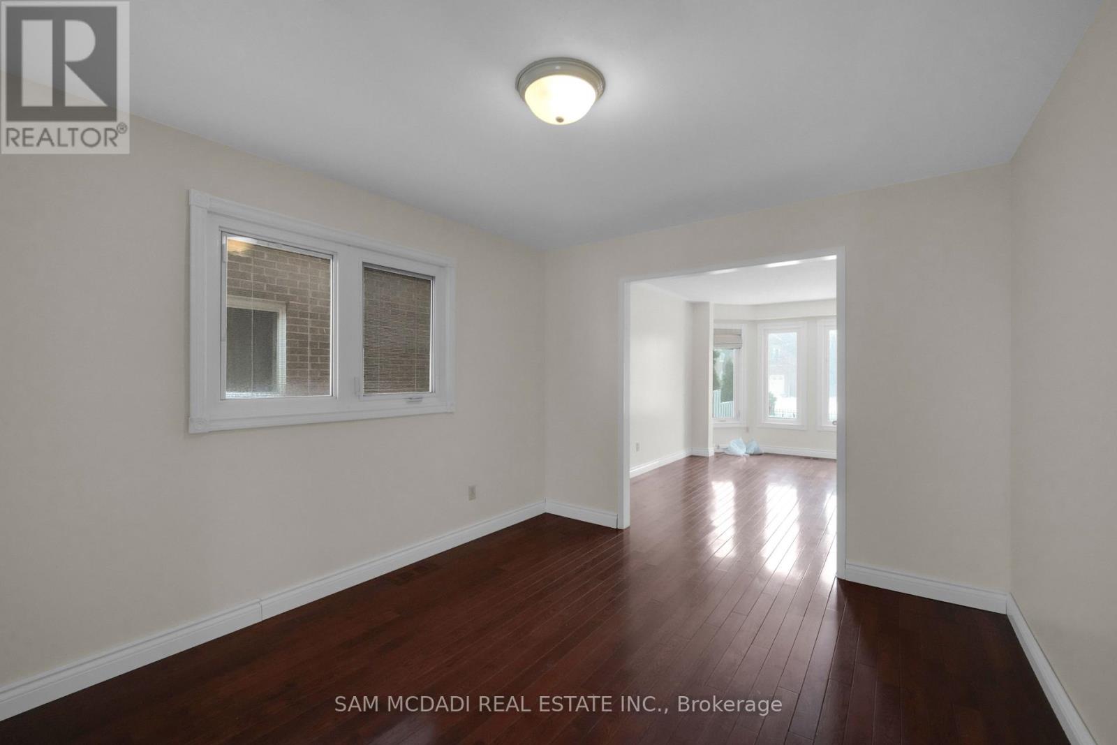 5275 Thornwood Drive, Mississauga, Ontario  L4Z 3J3 - Photo 7 - W12843598