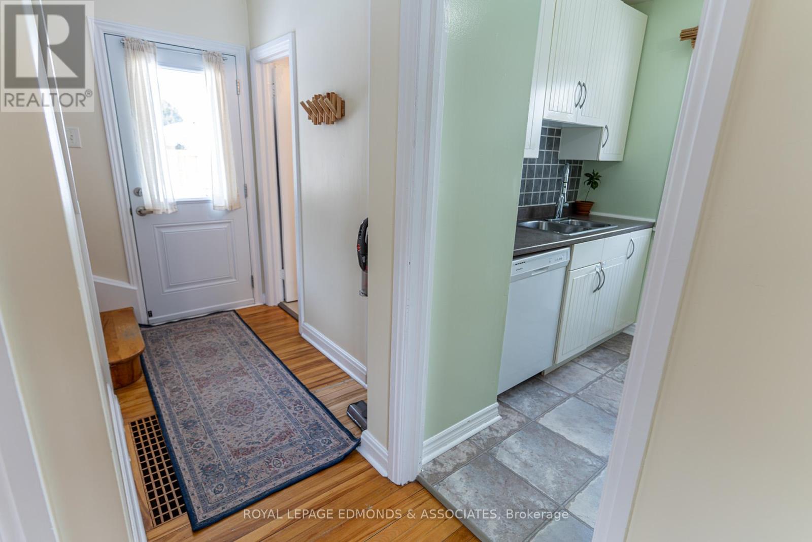 566 Elizabeth Street, Pembroke, Ontario  K8A 1W8 - Photo 16 - X12848852