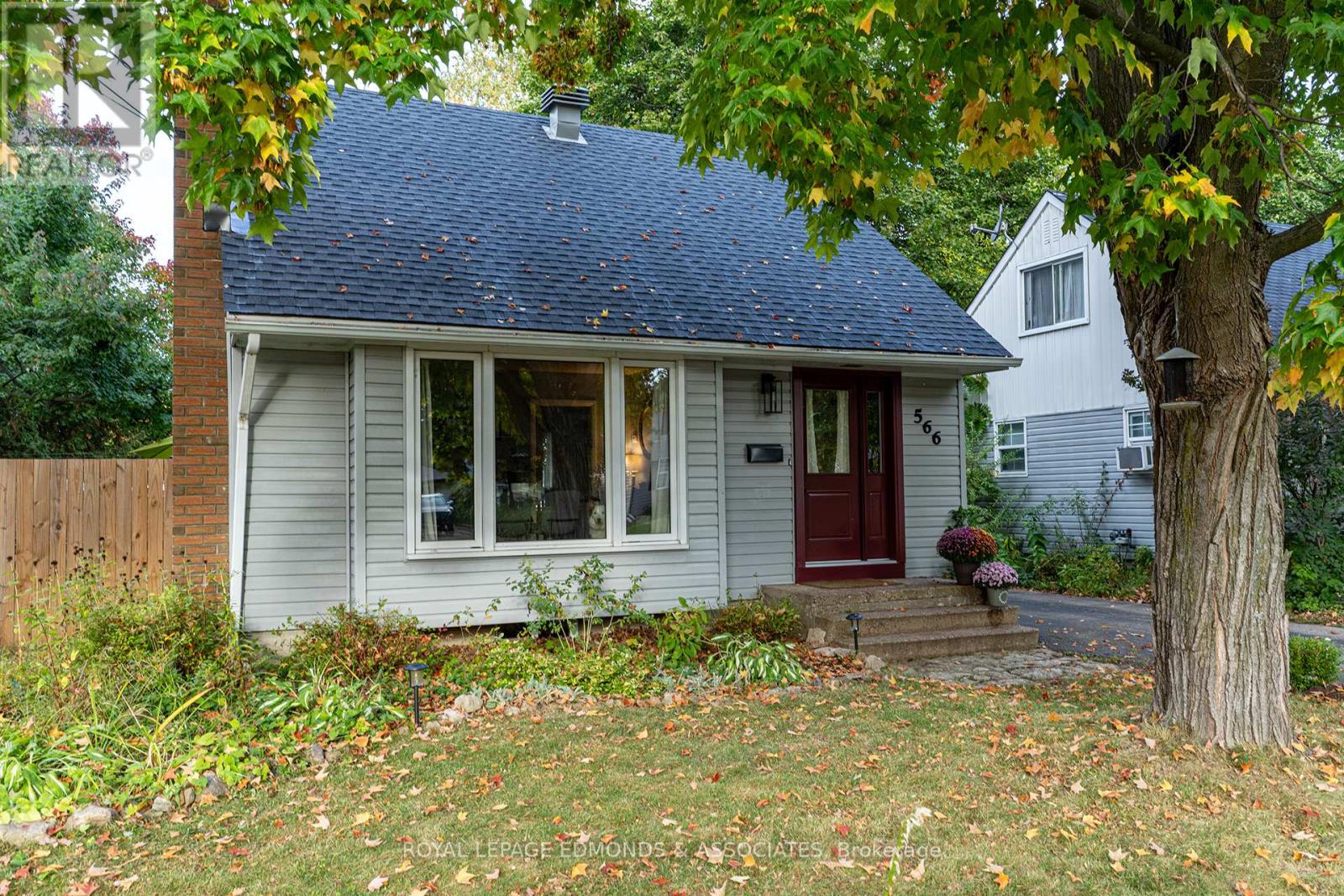 566 Elizabeth Street, Pembroke, Ontario  K8A 1W8 - Photo 2 - X12848852