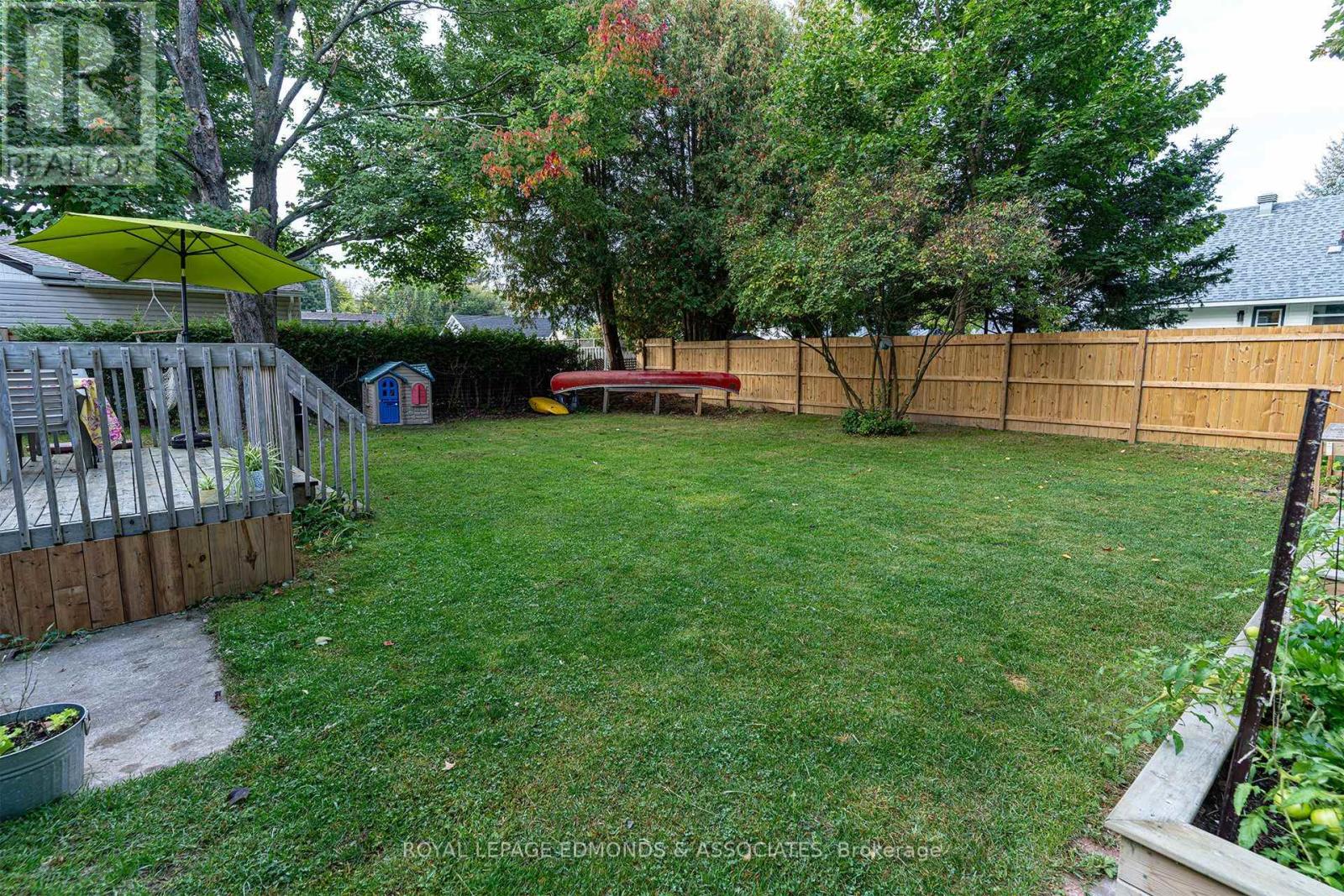 566 Elizabeth Street, Pembroke, Ontario  K8A 1W8 - Photo 5 - X12848852