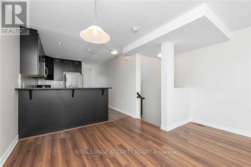 2627 Longfields Drive, Ottawa, Ontario  K2J 1S3 - Photo 7 - X12848704