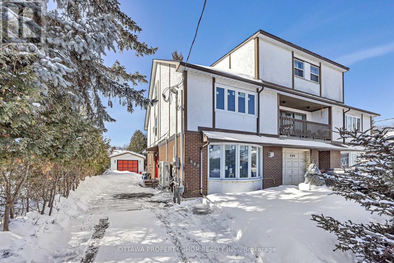 848 Maitland Avenue, Ottawa, Ontario  K2A 2S3 - Photo 2 - X12848842