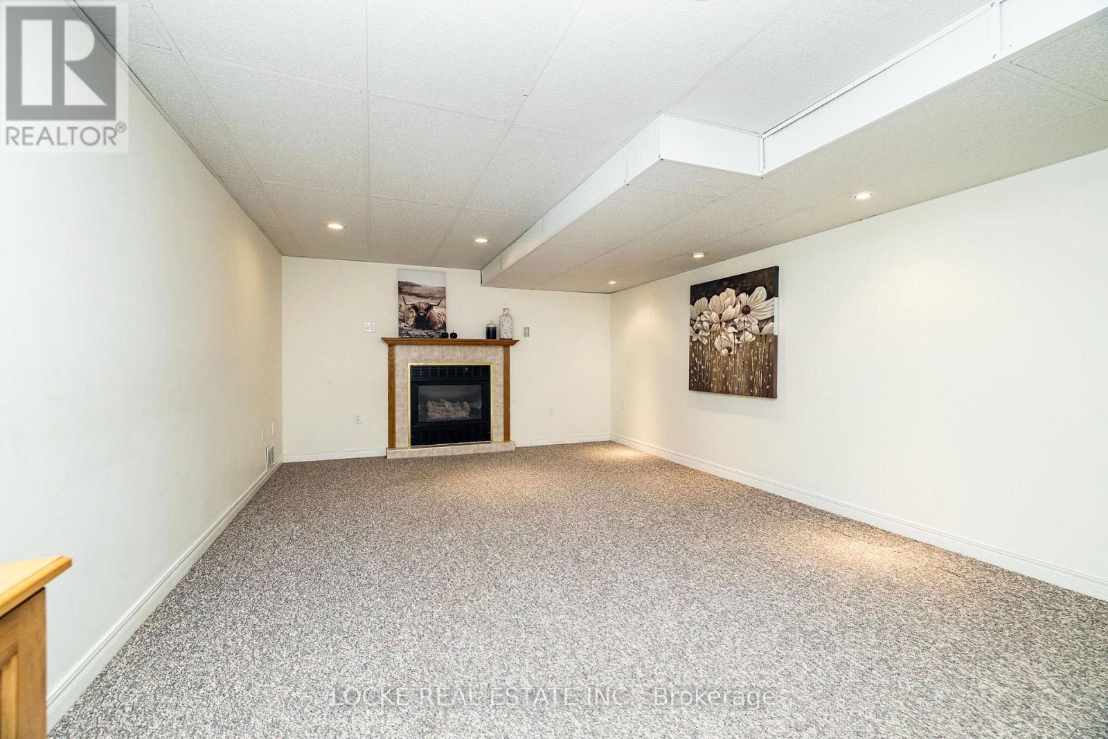 279 Hoylake Crescent, Ottawa, Ontario  K1E 1M1 - Photo 31 - X12848846