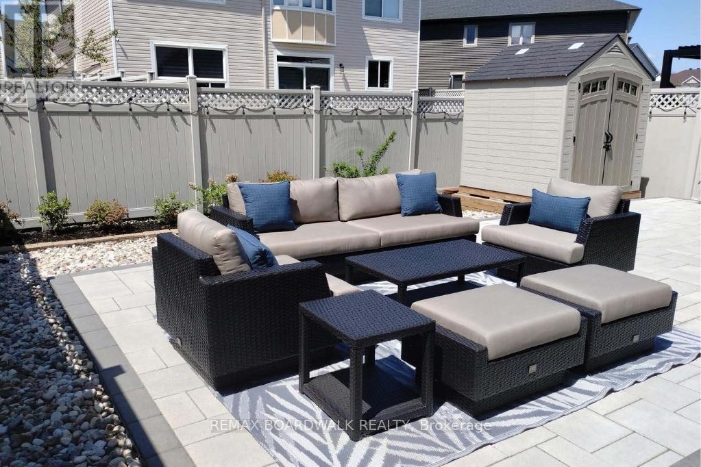 330 Bobolink Ridge, Ottawa, Ontario  K2V 0B7 - Photo 46 - X12848874