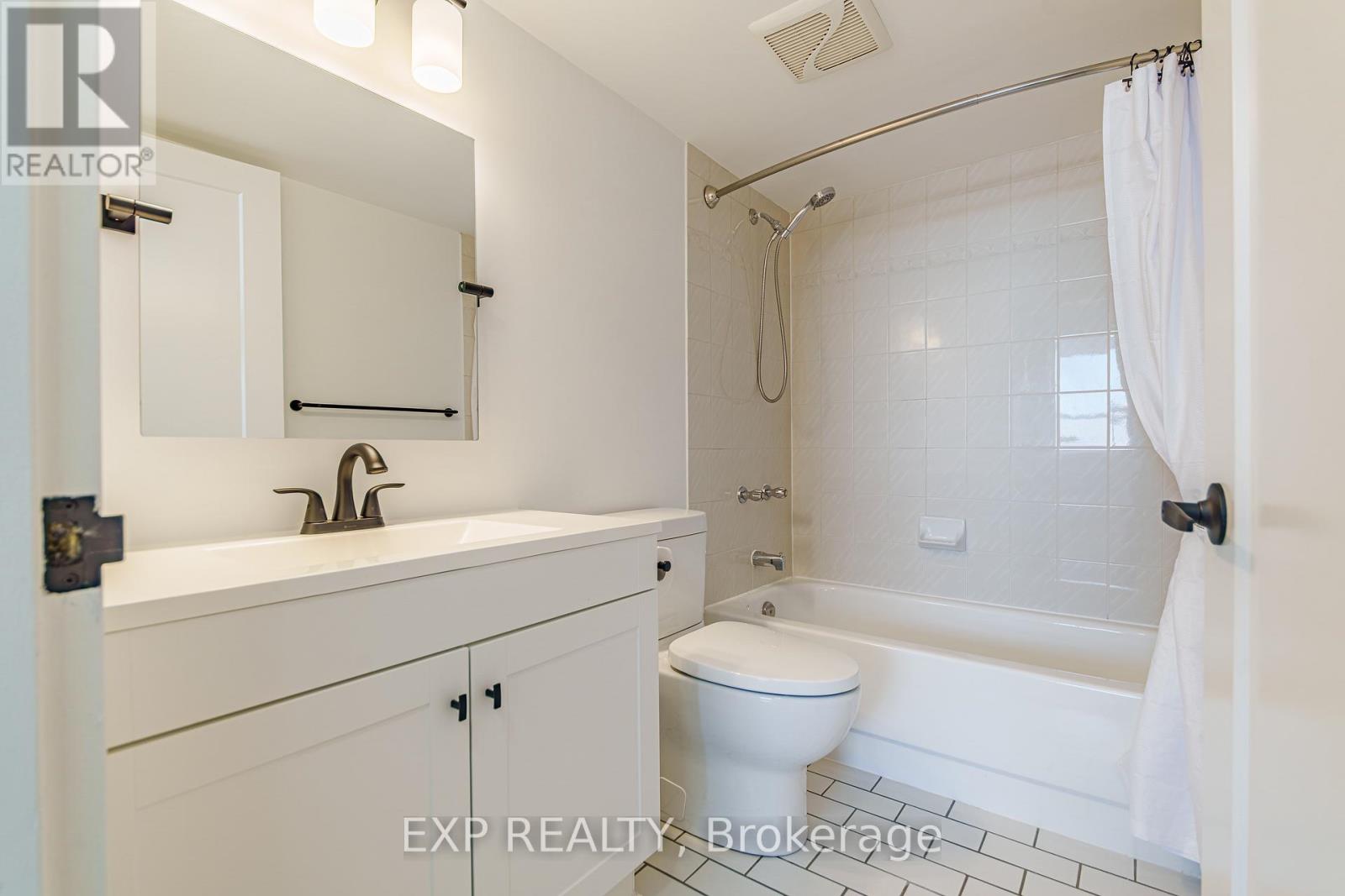 1004 - 1440 Heron Road, Ottawa, Ontario  K1V 0X2 - Photo 22 - X12848876