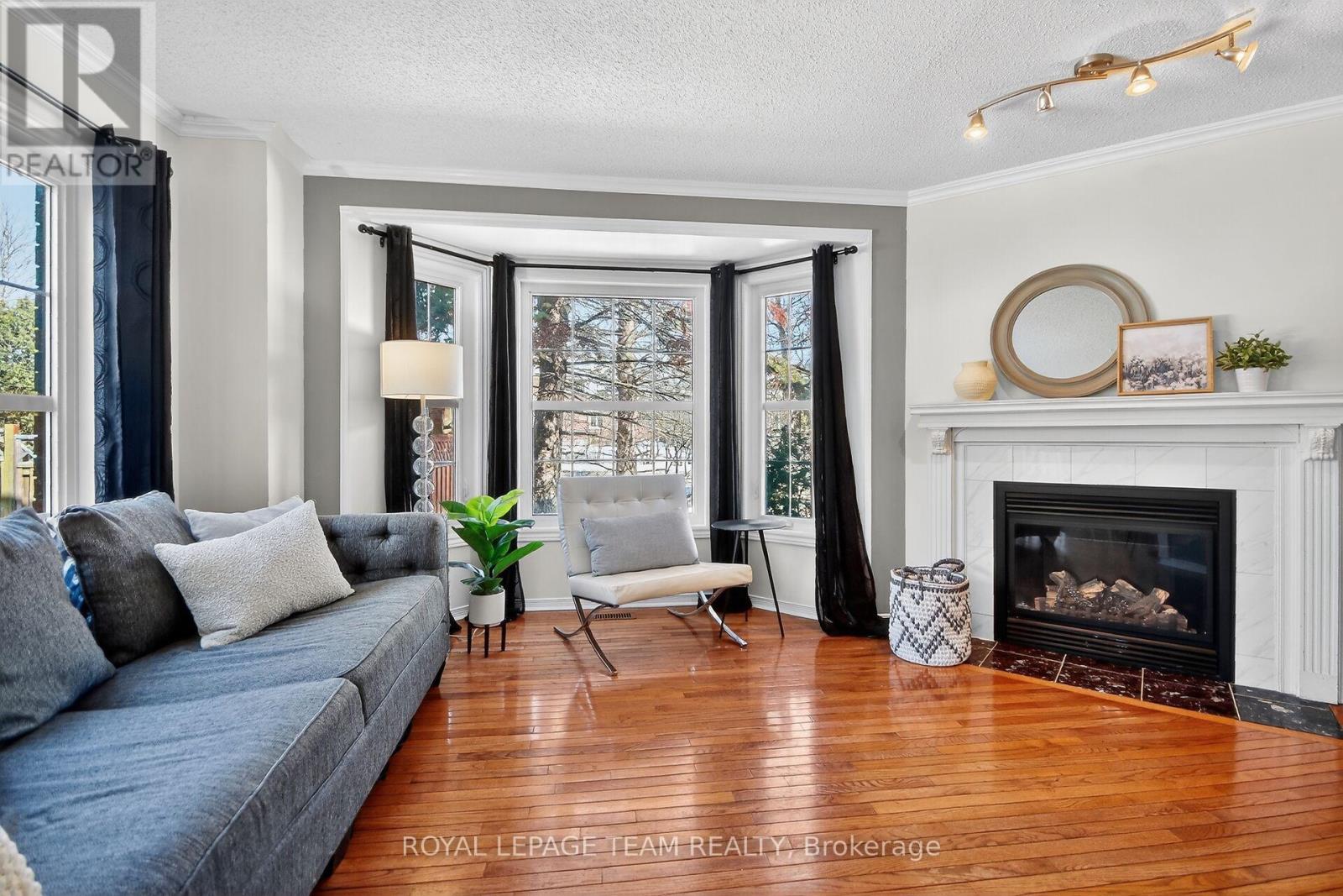 2 Furlong Crescent, Ottawa, Ontario  K2M 2J1 - Photo 10 - X12848888