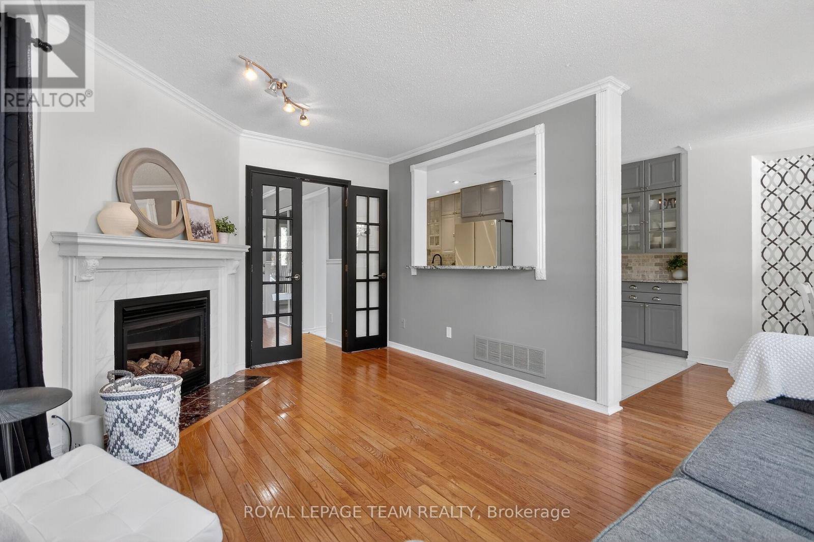 2 Furlong Crescent, Ottawa, Ontario  K2M 2J1 - Photo 13 - X12848888