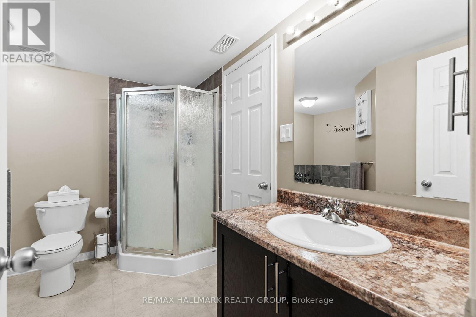 358 Galston Private, Ottawa, Ontario  K1W 0G3 - Photo 28 - X12848894