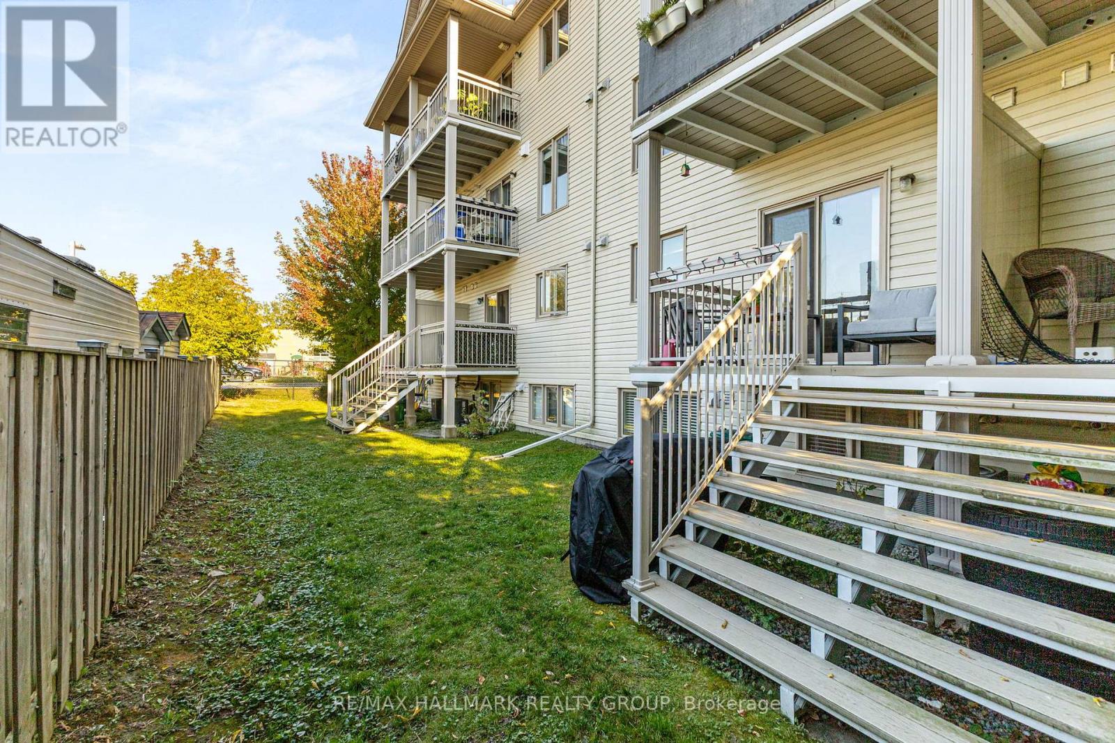358 Galston Private, Ottawa, Ontario  K1W 0G3 - Photo 35 - X12848894