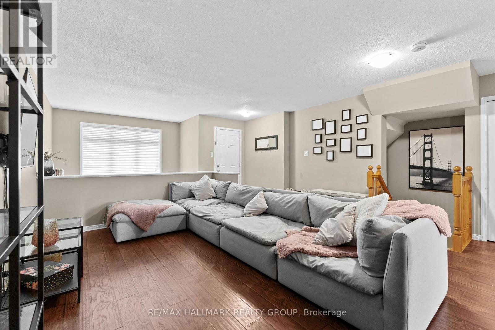 358 Galston Private, Ottawa, Ontario  K1W 0G3 - Photo 7 - X12848894