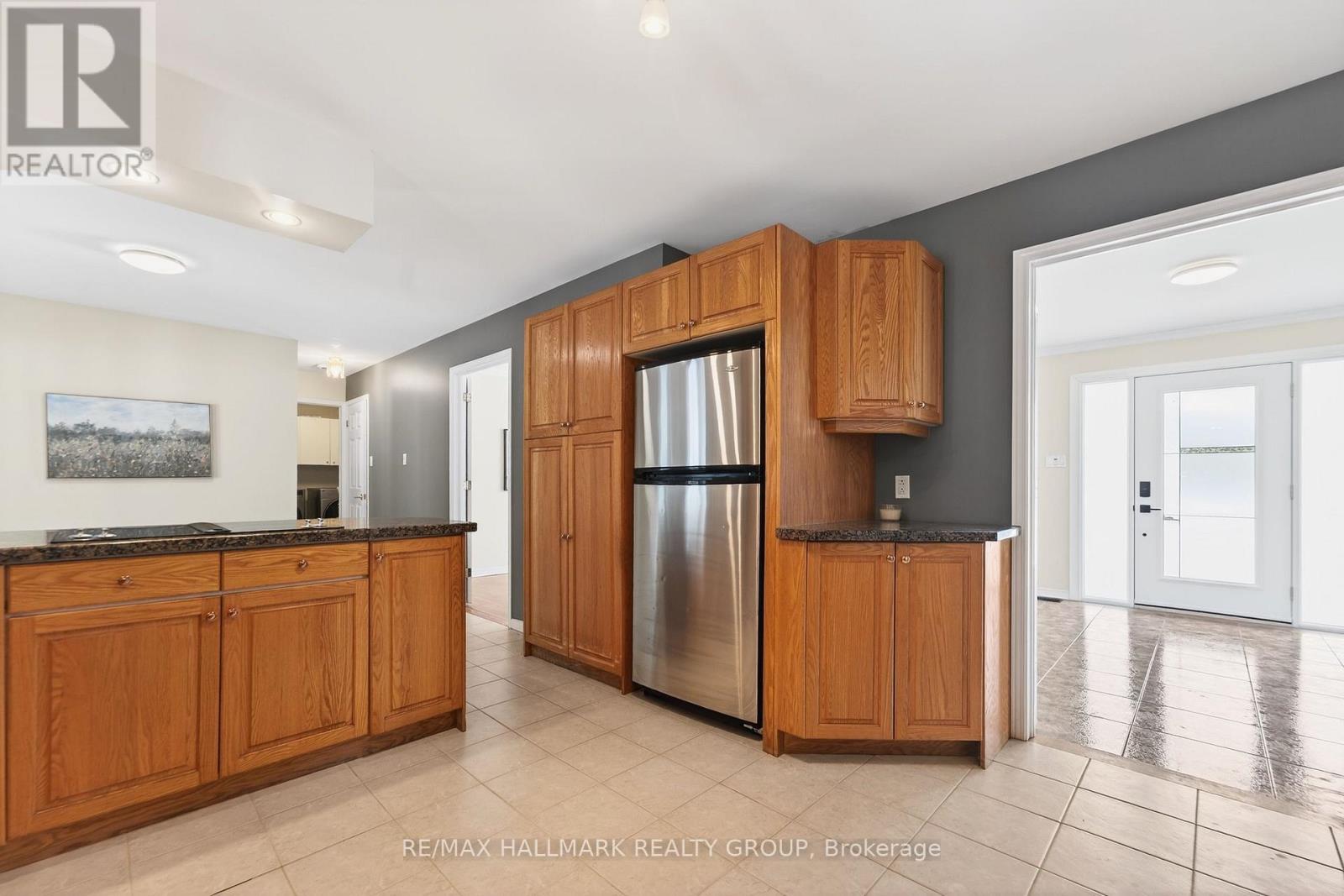 2349 Brennan Park Drive, Ottawa, Ontario  K4C 1H6 - Photo 16 - X12848970