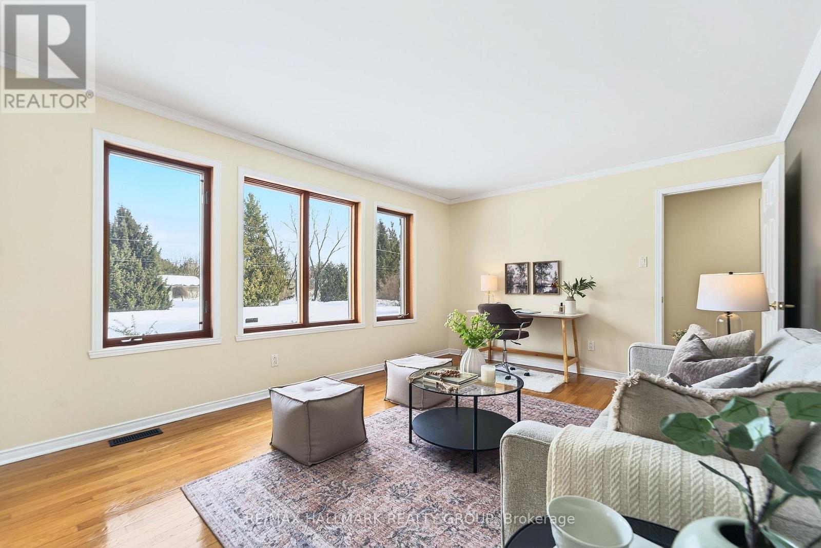 2349 Brennan Park Drive, Ottawa, Ontario  K4C 1H6 - Photo 6 - X12848970