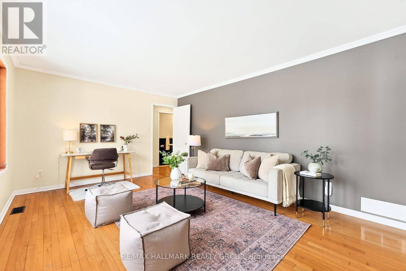 2349 Brennan Park Drive, Ottawa, Ontario  K4C 1H6 - Photo 9 - X12848970