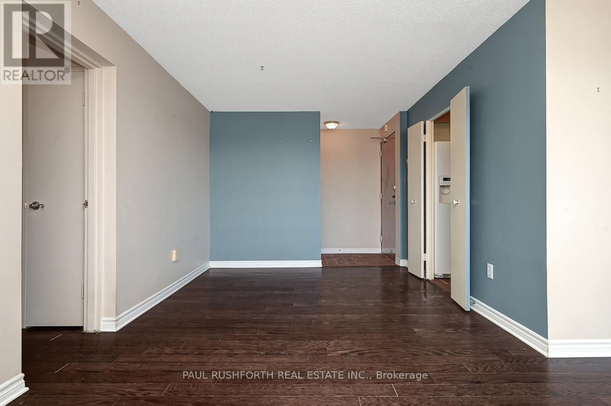 518 - 20 Chesterton Drive, Ottawa, Ontario  K2E 6Z7 - Photo 9 - X12848998