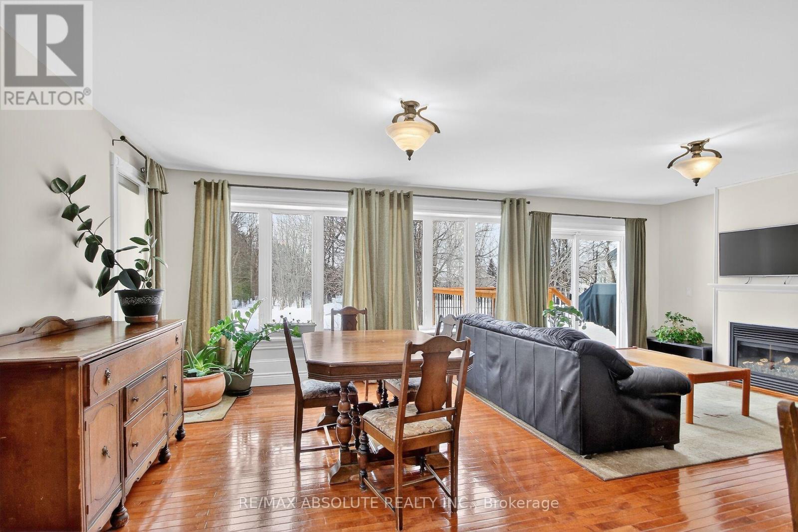 223 Jensen Court, Ottawa, Ontario  K0A 1L0 - Photo 12 - X12849004