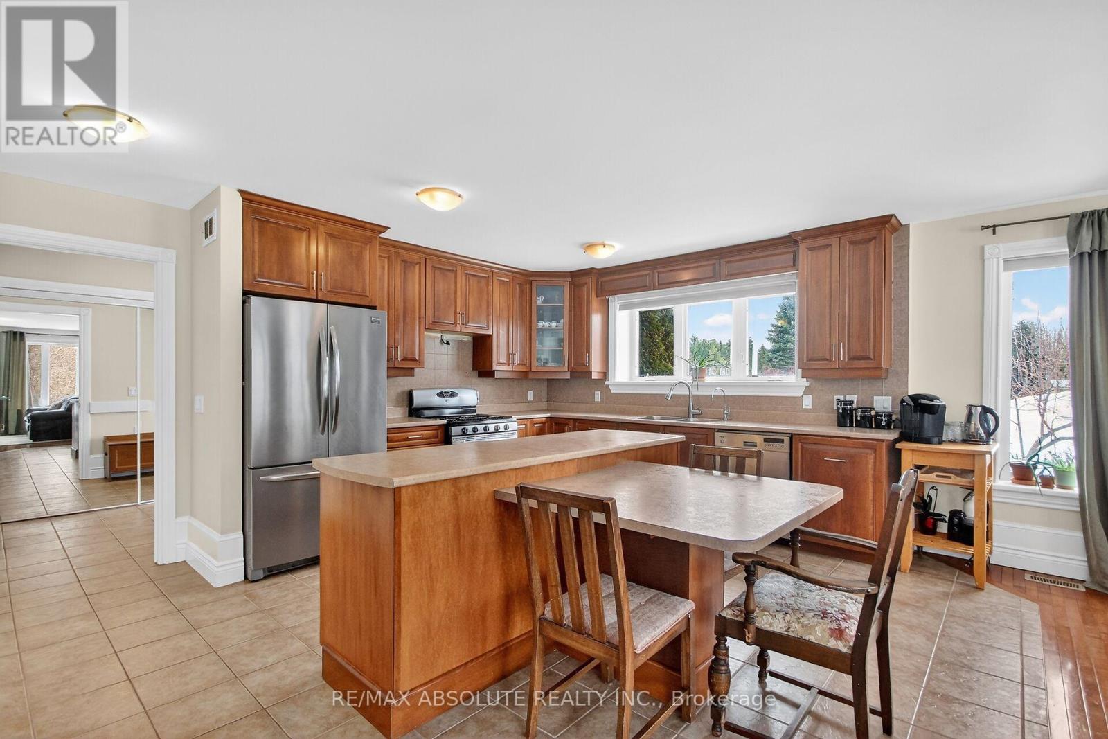 223 Jensen Court, Ottawa, Ontario  K0A 1L0 - Photo 7 - X12849004