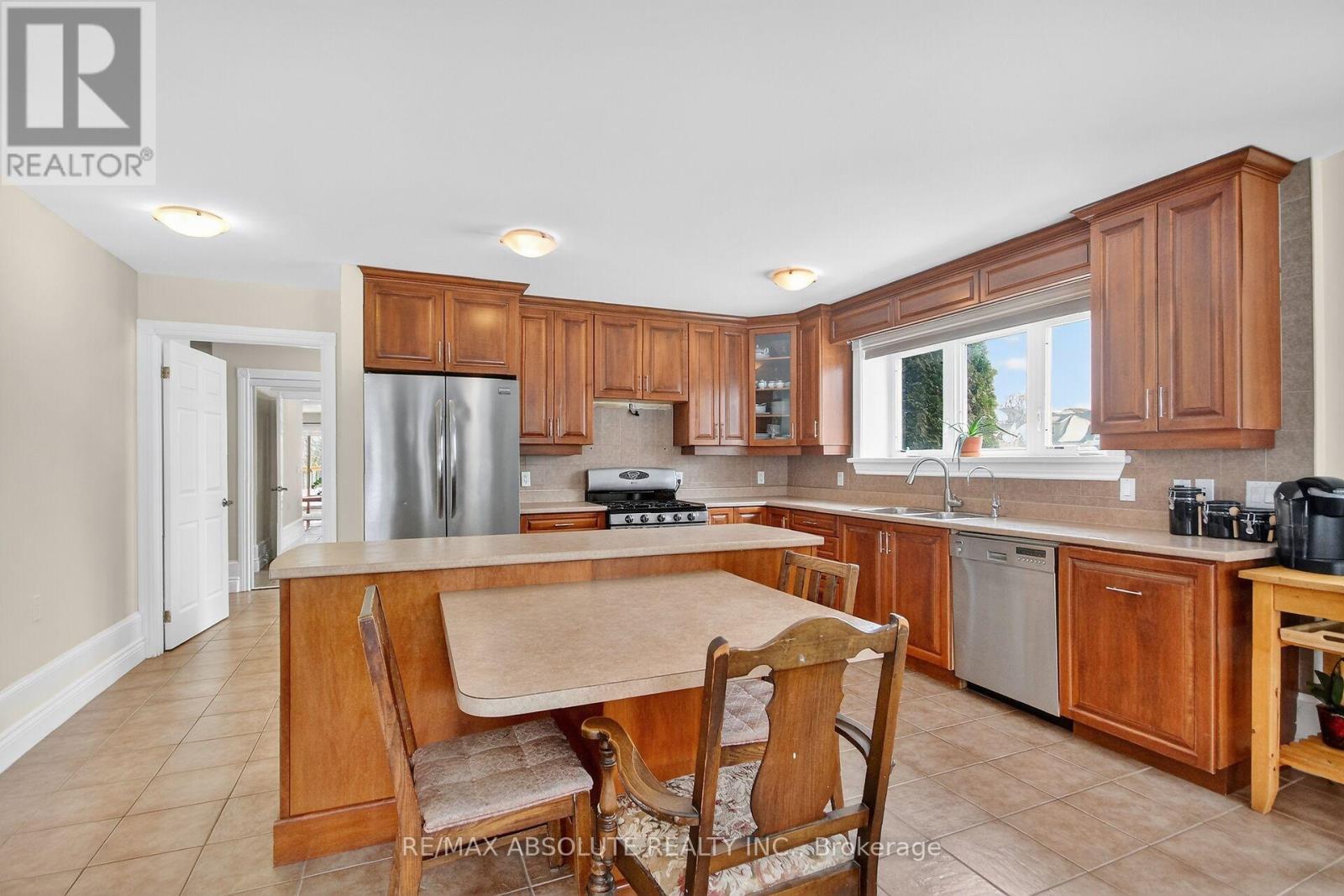 223 Jensen Court, Ottawa, Ontario  K0A 1L0 - Photo 8 - X12849004