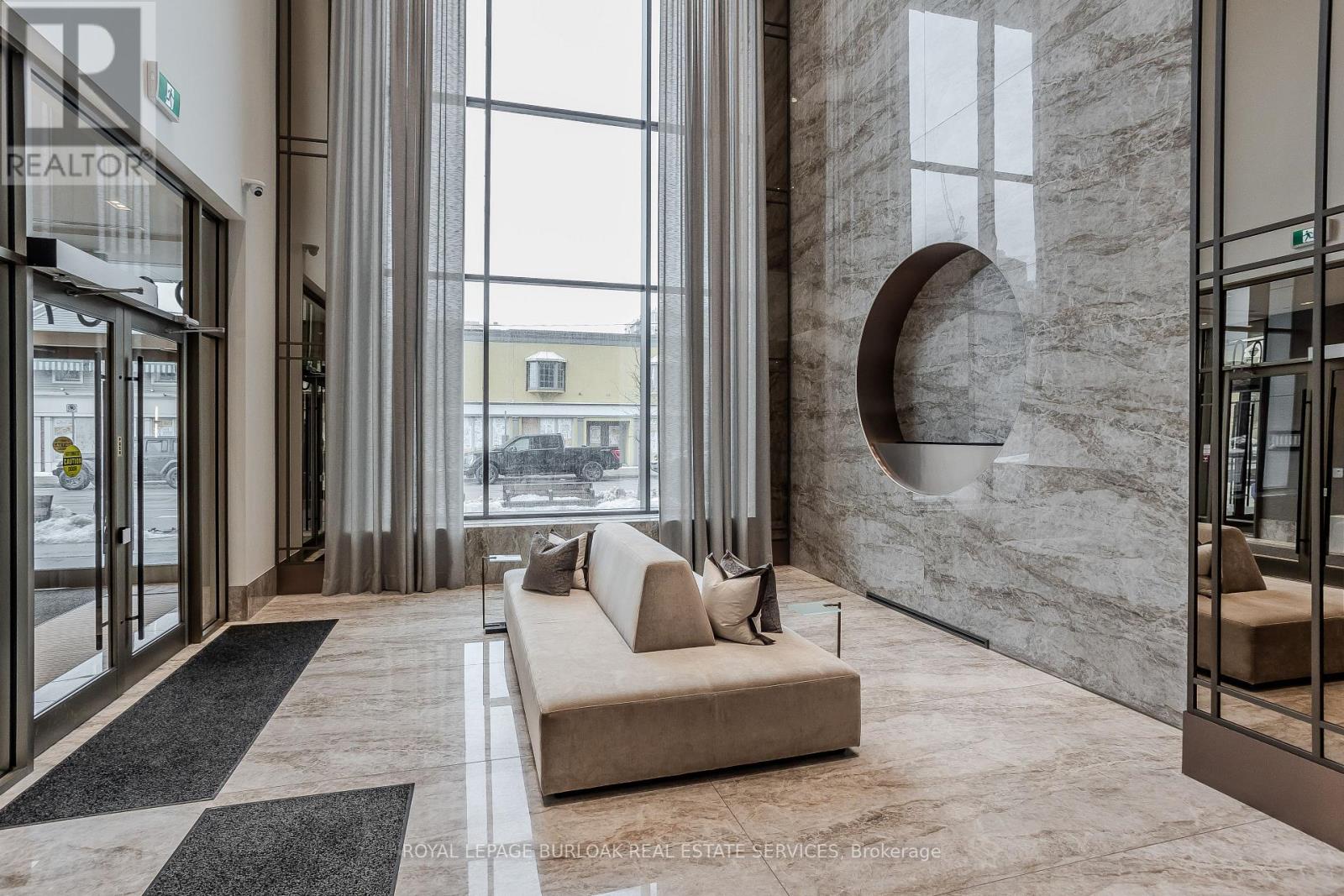 603 - 2007 James Street, Burlington, Ontario  L7R 0G7 - Photo 4 - W12846962