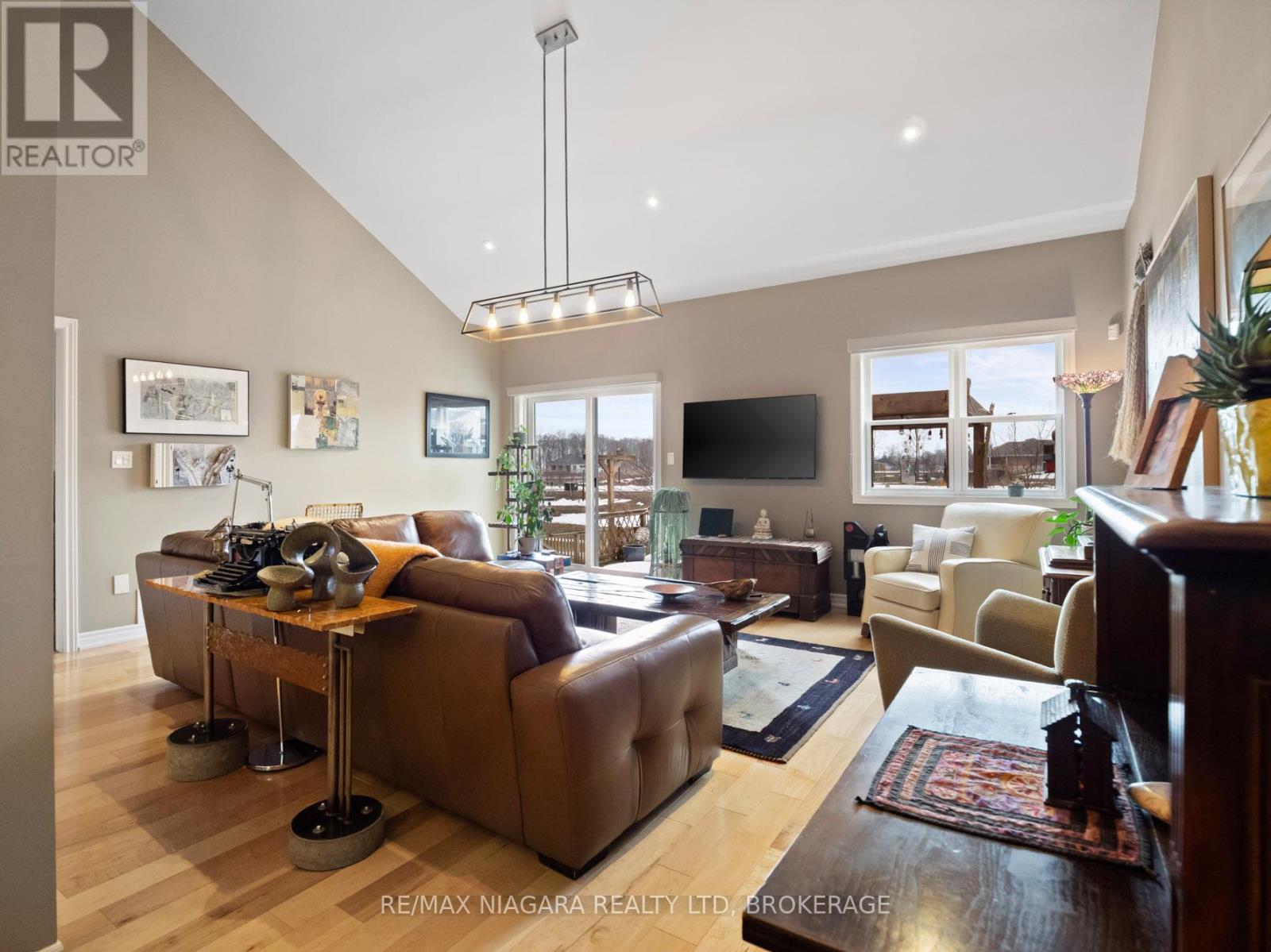 81 Bardol Avenue, Fort Erie, Ontario  L2A 6R4 - Photo 14 - X12848782