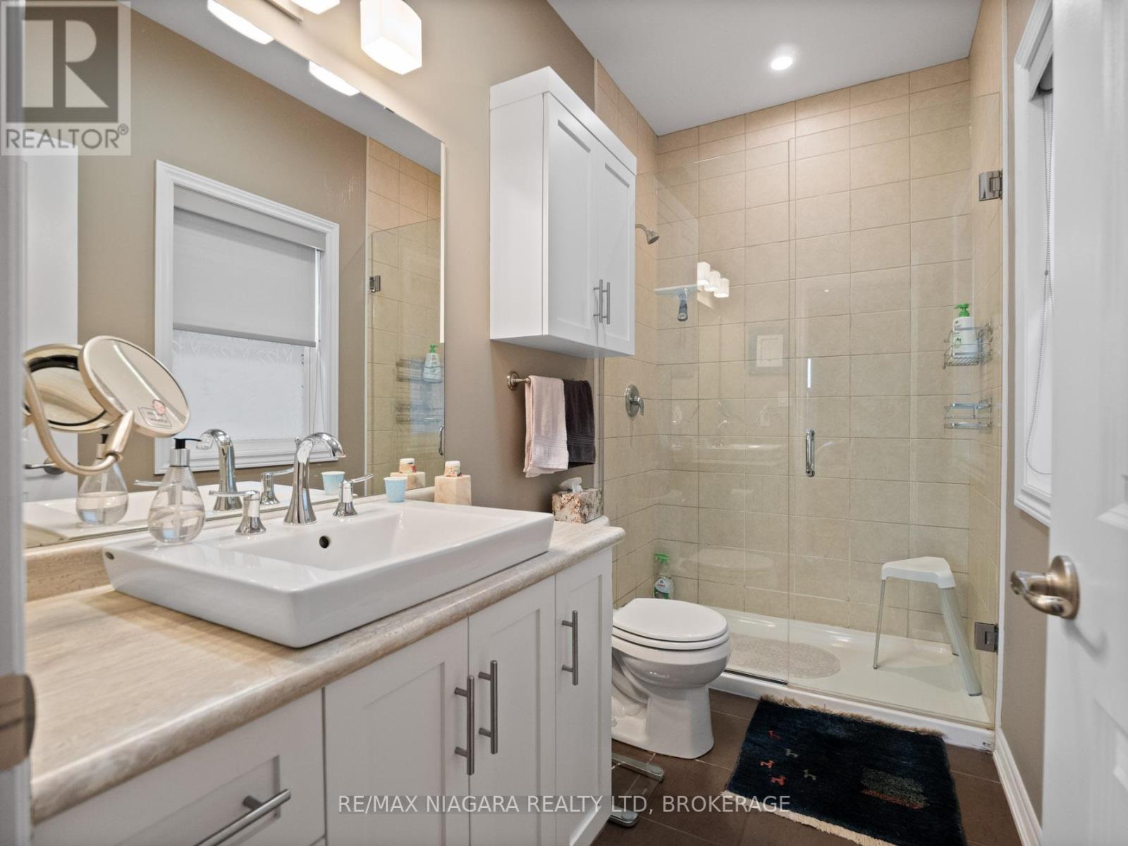 81 Bardol Avenue, Fort Erie, Ontario  L2A 6R4 - Photo 17 - X12848782