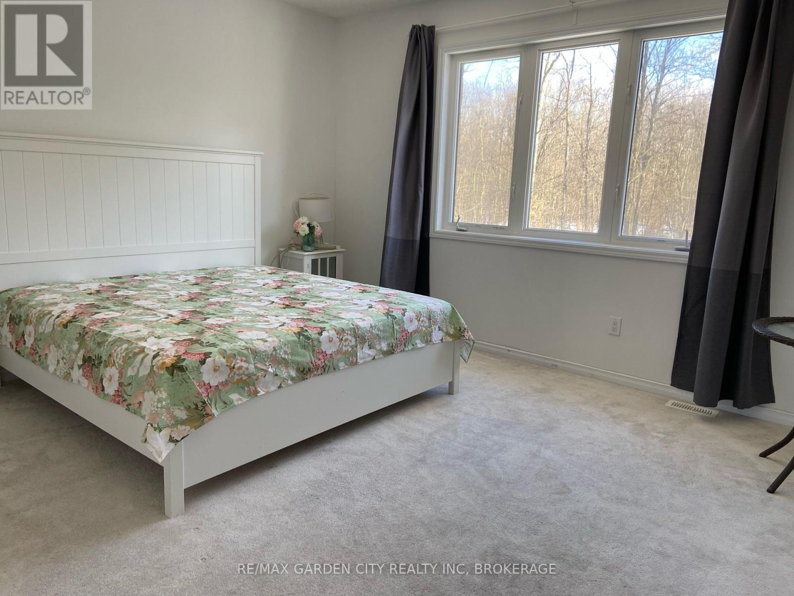 7969 Buckeye Crescent, Niagara Falls, Ontario  L2H 2Y6 - Photo 10 - X12848878