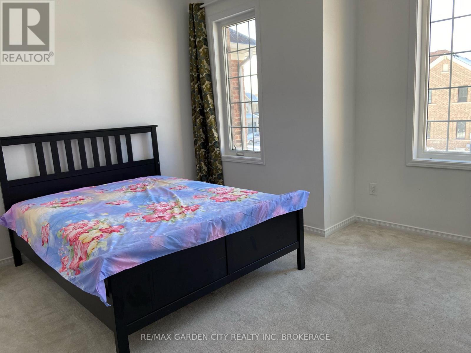 7969 Buckeye Crescent, Niagara Falls, Ontario  L2H 2Y6 - Photo 18 - X12848878