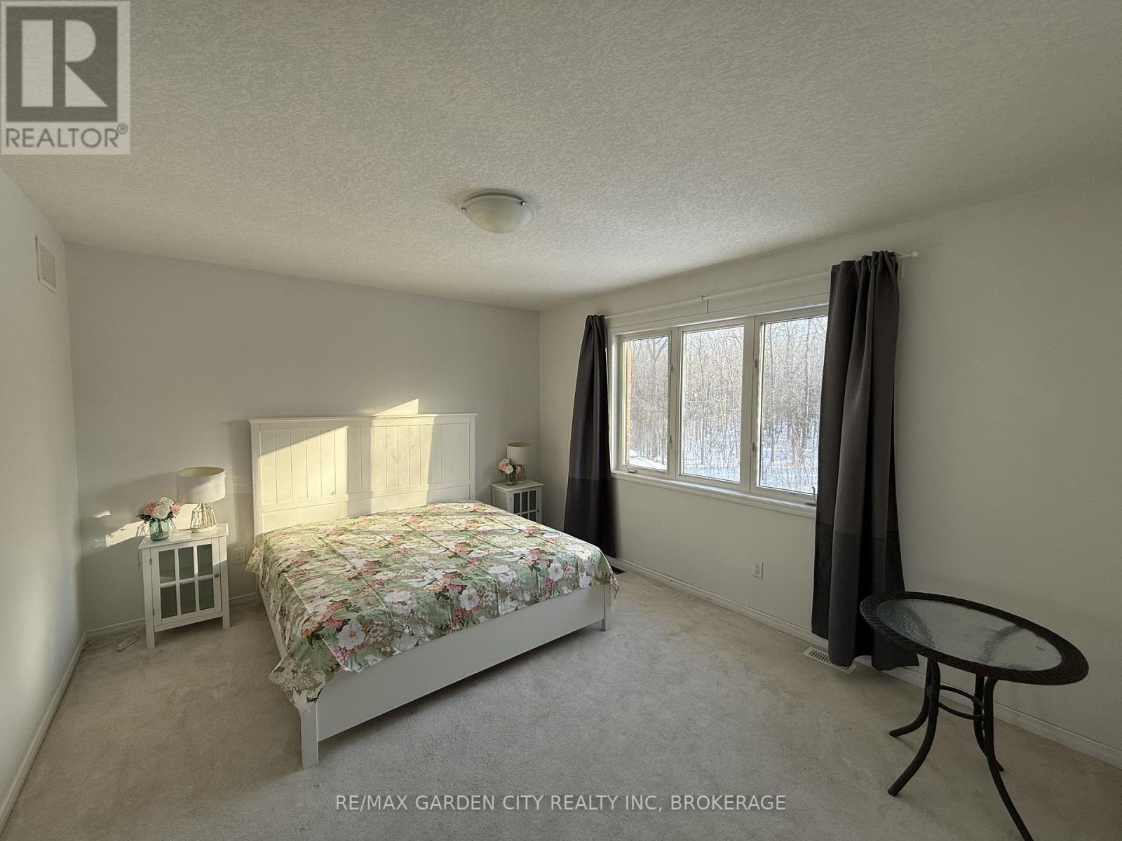 7969 Buckeye Crescent, Niagara Falls, Ontario  L2H 2Y6 - Photo 7 - X12848878