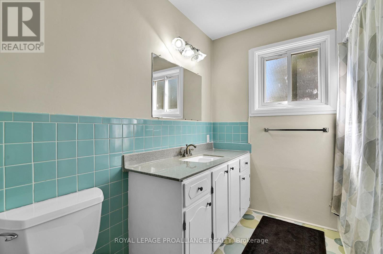 42 Davison Avenue, Brockville, Ontario  K6V 3C2 - Photo 23 - X12848710