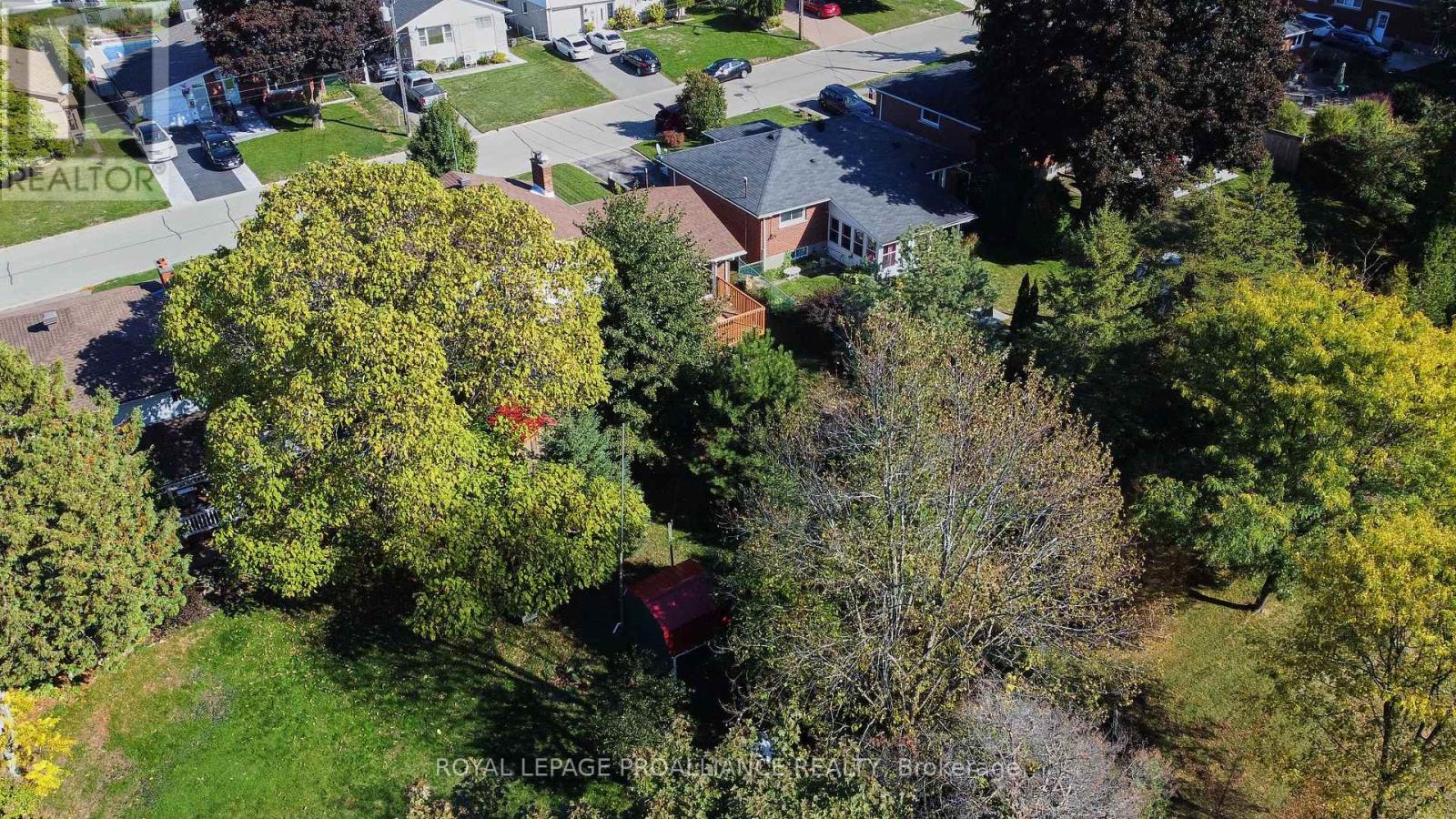 42 Davison Avenue, Brockville, Ontario  K6V 3C2 - Photo 41 - X12848710