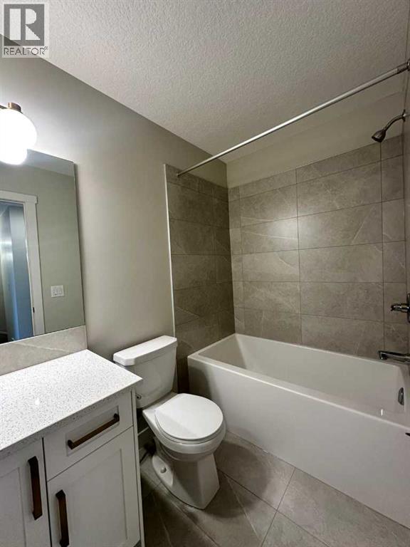 373 Waterford Boulevard, Chestermere, Alberta  T1X 2Z7 - Photo 9 - A2276688