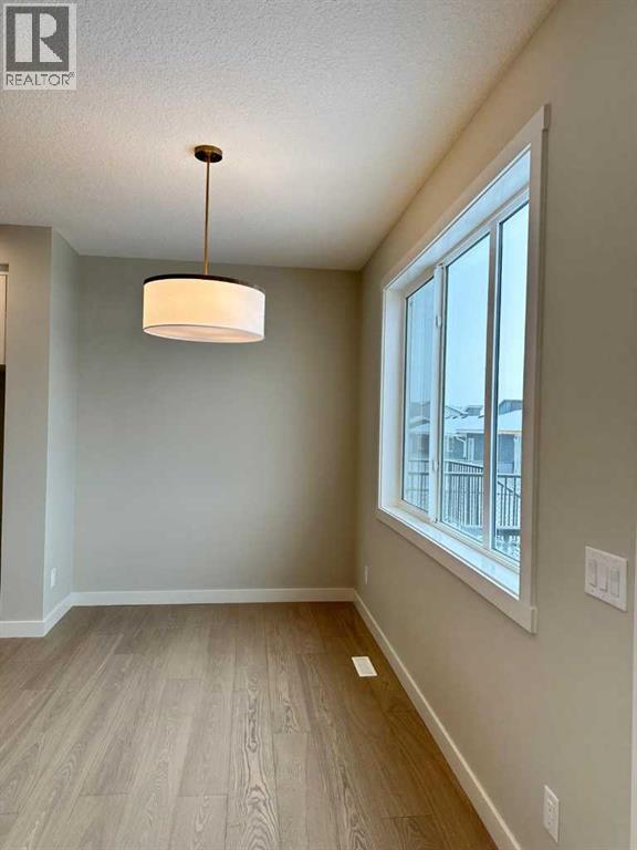 373 Waterford Boulevard, Chestermere, Alberta  T1X 2Z7 - Photo 6 - A2276688