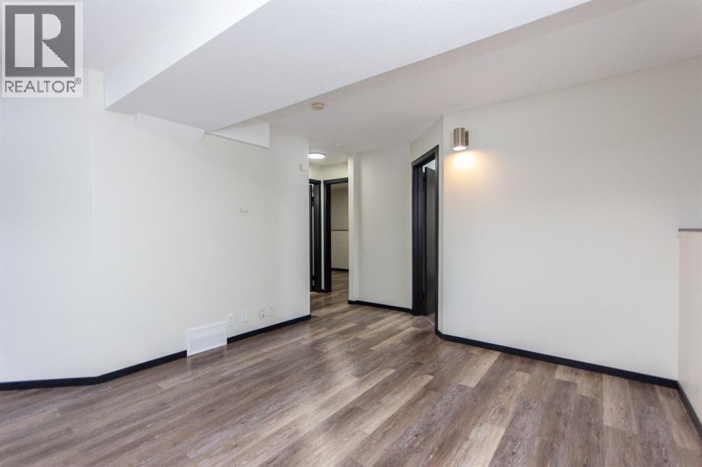 16 Johnson Close, Penhold, Alberta  T0M 0R1 - Photo 22 - A2287189